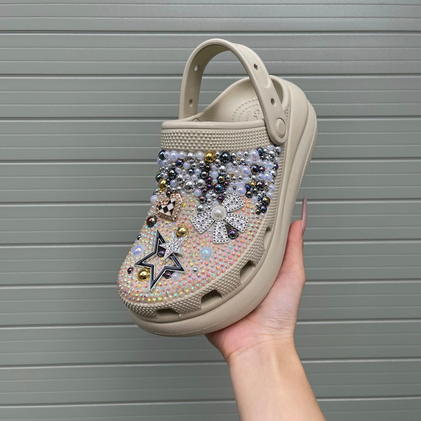 Women’s Bling & Bows Flowers Charm Clogs