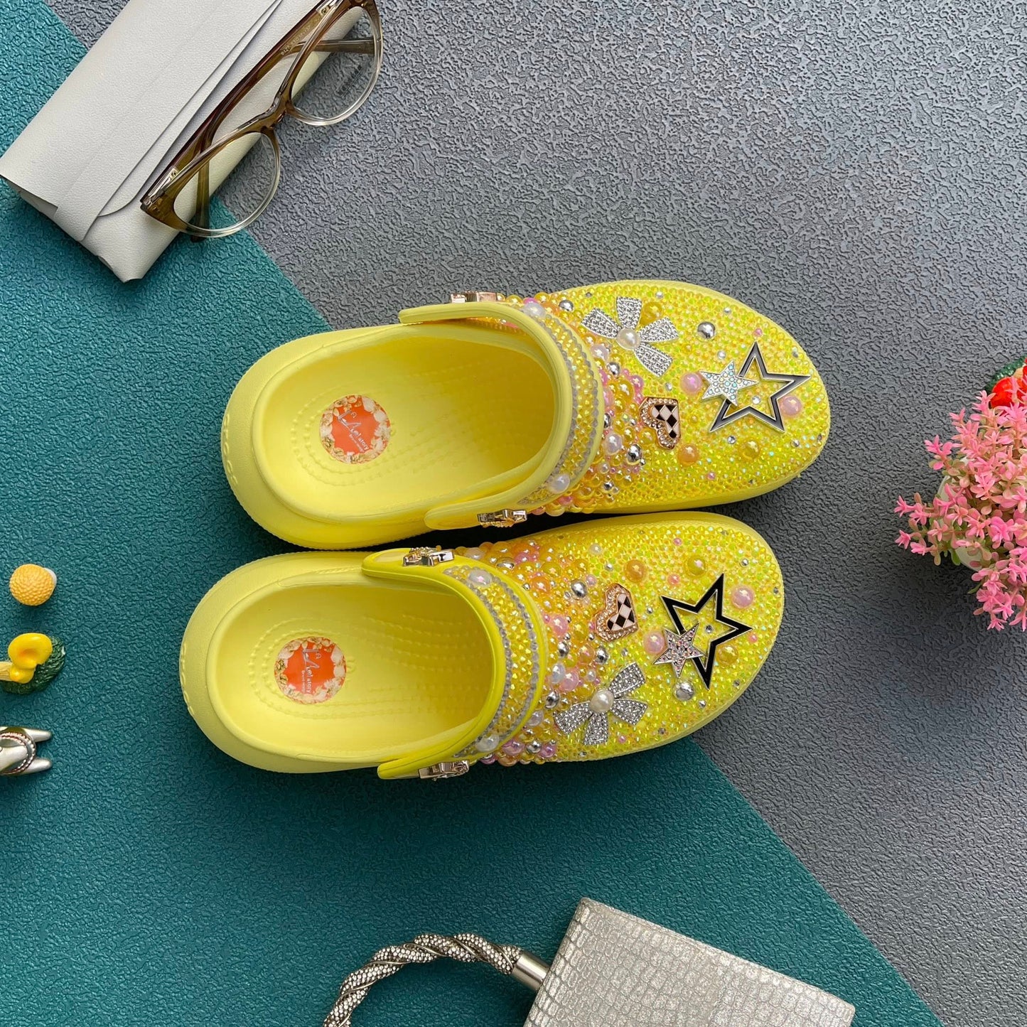 Women’s Bling & Bows Flowers Charm Clogs