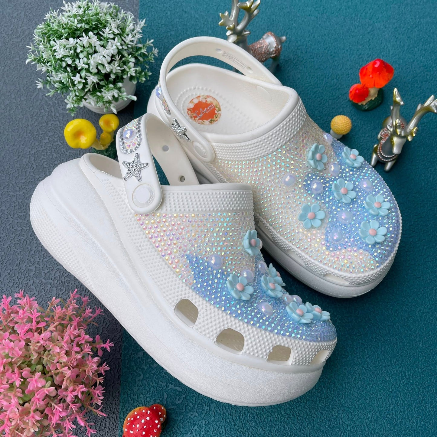 Women’s Bling & Flowers Charm Basic Clogs